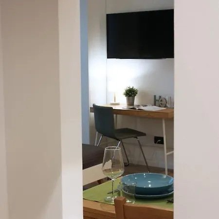 Apartamento Navigli - Via Tortona Milão
